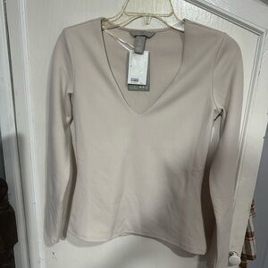 H&M Cream Long Sleeve V-Neck Top